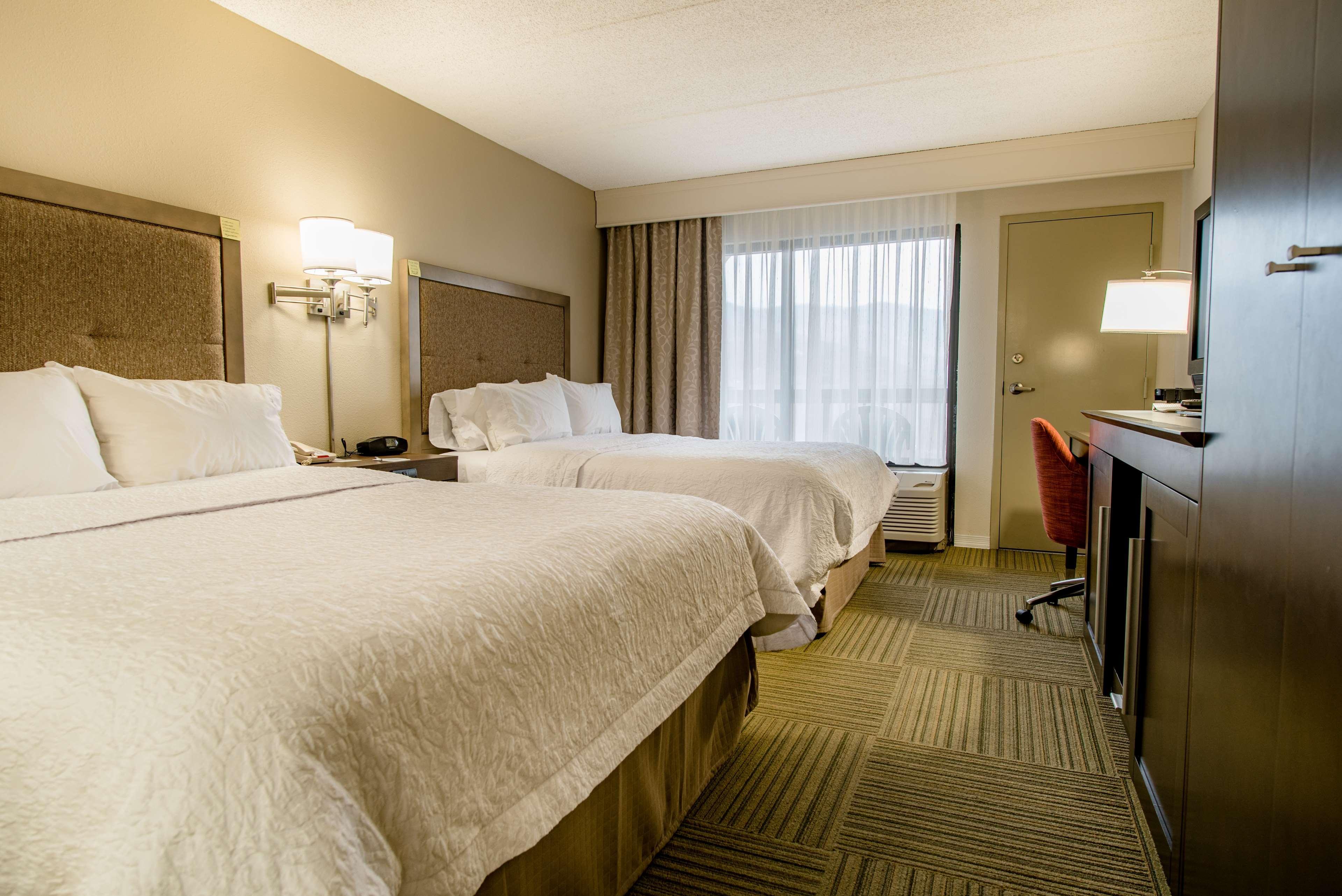 Hotel Hampton Caryville-i-75/cove Lake-state Park Caryville