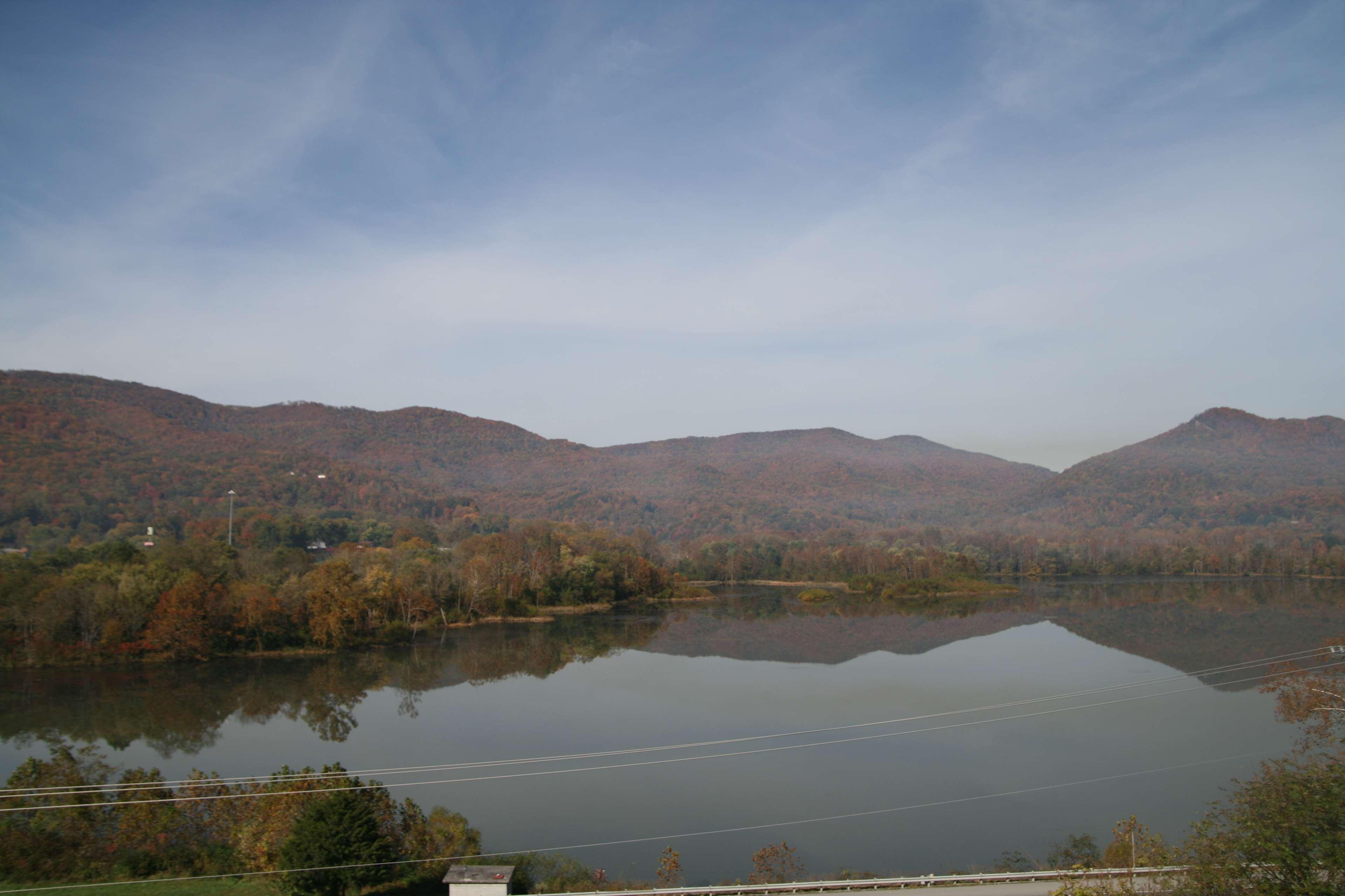 Hotel Hampton Caryville-i-75/cove Lake-state Park