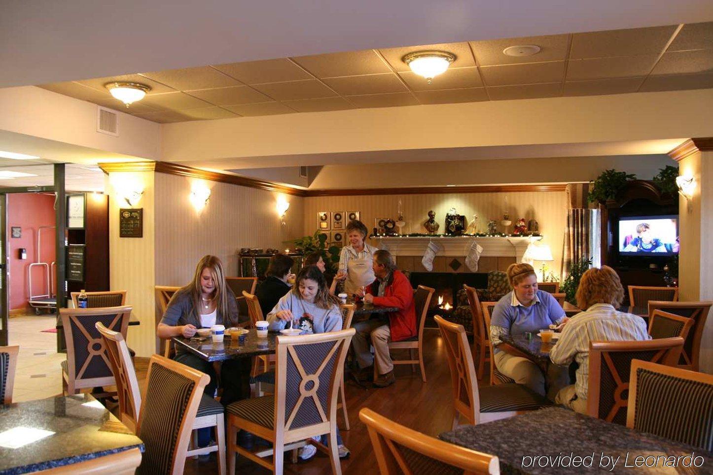 Hampton Caryville-i-75/cove Lake-state Park Hotel 3*
