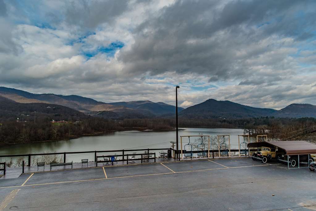 Hampton Caryville-i-75/cove Lake-state Park 3*